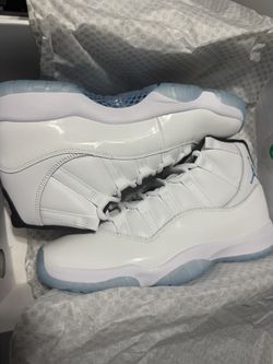 Jordan 11 Legend Blue