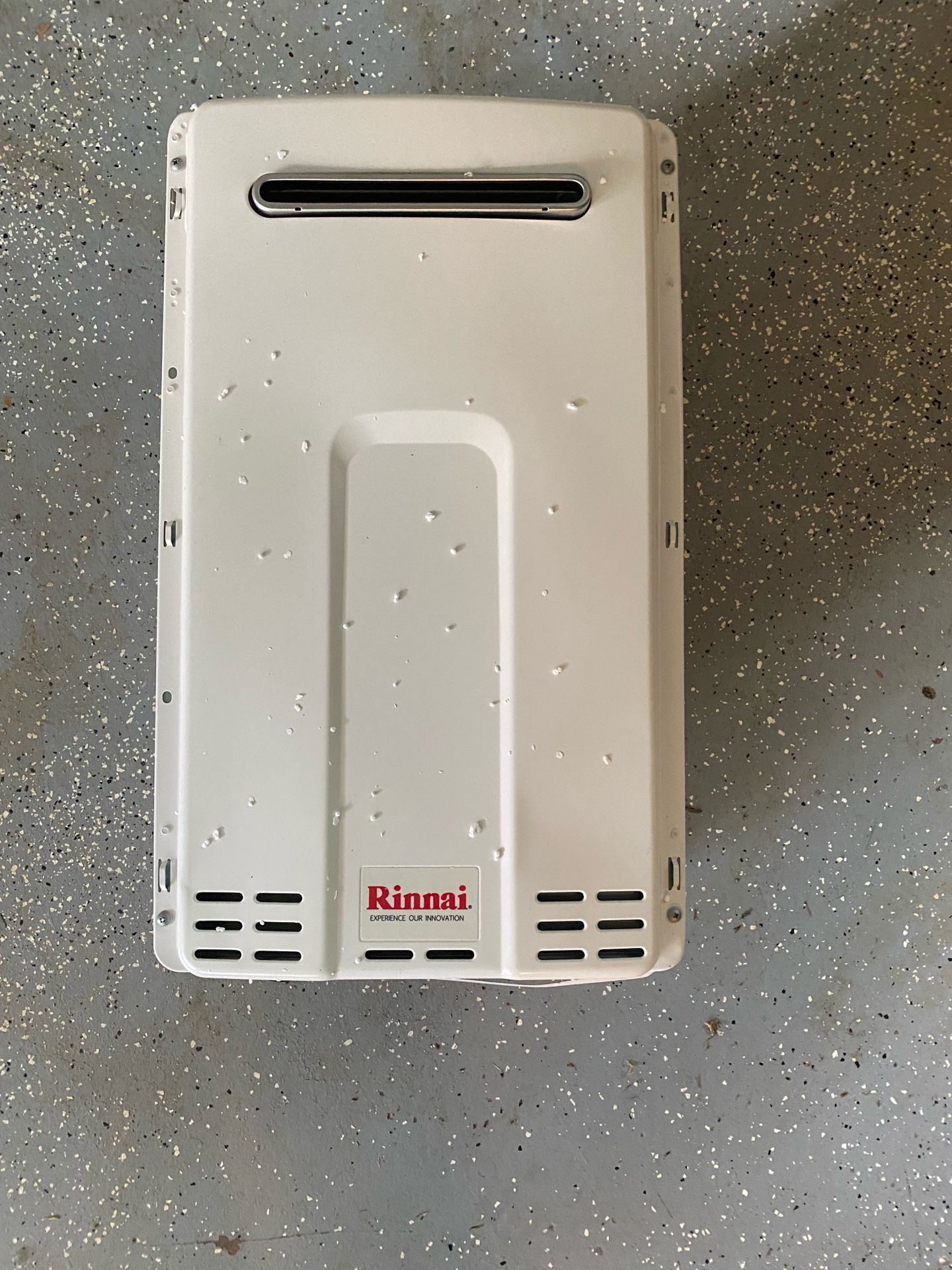 Open box” Rinnai Tankless Water Heater - Natural Gas - V94e-N 199,000 BTU  for Sale in Brentwood, PA - OfferUp
