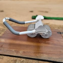 Ab Roller Wheel Core Exerciser – Dual Wheel with Handles