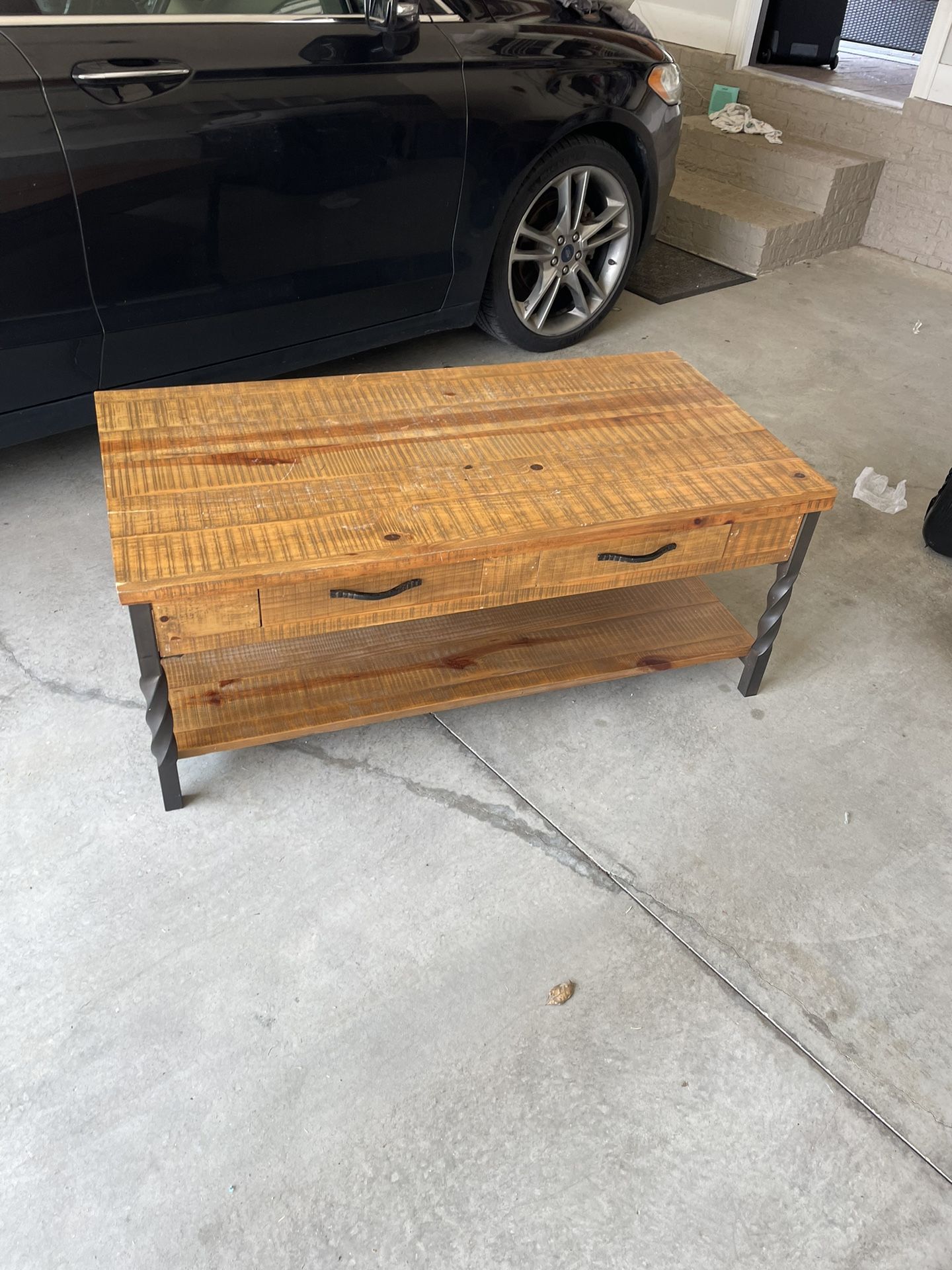 Pier 1 Coffee Table 