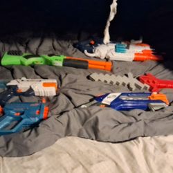 Nerf Guns 
