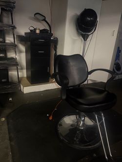 Salon Chair/Station & wash bowl