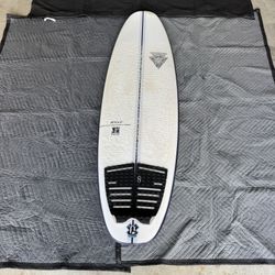 5’6 Tomo Revo Surfboard