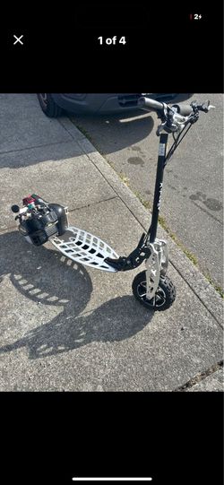 X-Treme XG-575 Gas Scooter | 35 MPH 2-Speed Performance