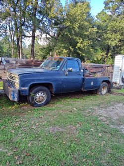 1988 Chevrolet Tow Truck/ Wrecker