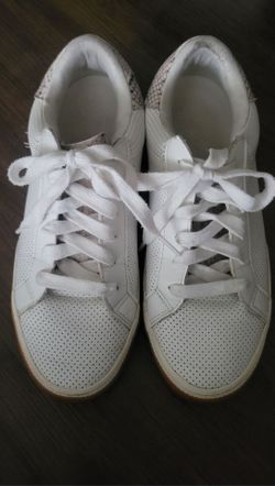 Women Sneakers