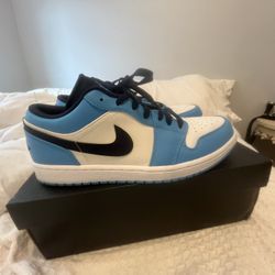 Air Jordan 1 Low (UNC 2021) 