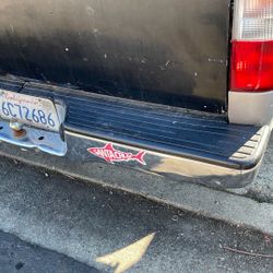 OEM TOYOTA  Pickup Standard Bed Rear Step Bumper Top Pad PZ170-15000 L/R