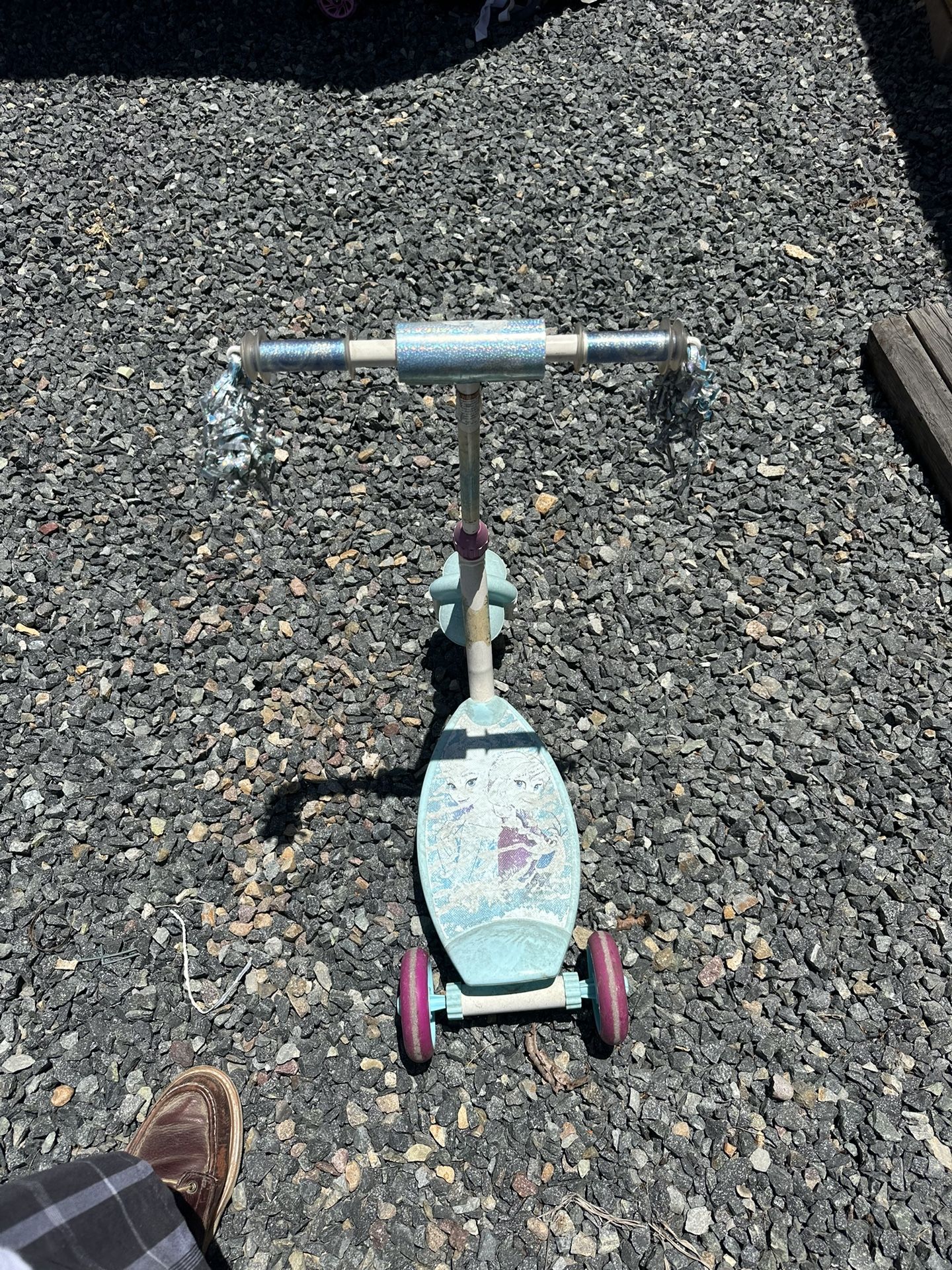 Scooter 3 Wheel Frozen