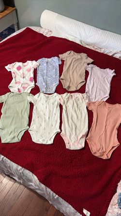 Carters Baby Girl Onesie Bundle – 8 Pieces, size 12 months