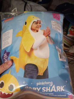 Baby shark costume size small 6