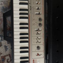 Vintage Casio Synth