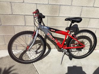 24” Mountain Trek 220 Bike For Mens 7 Speeds Excellent Condition $140
