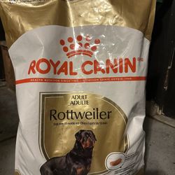 Royal Canin Dog Food (Rottweiler)
