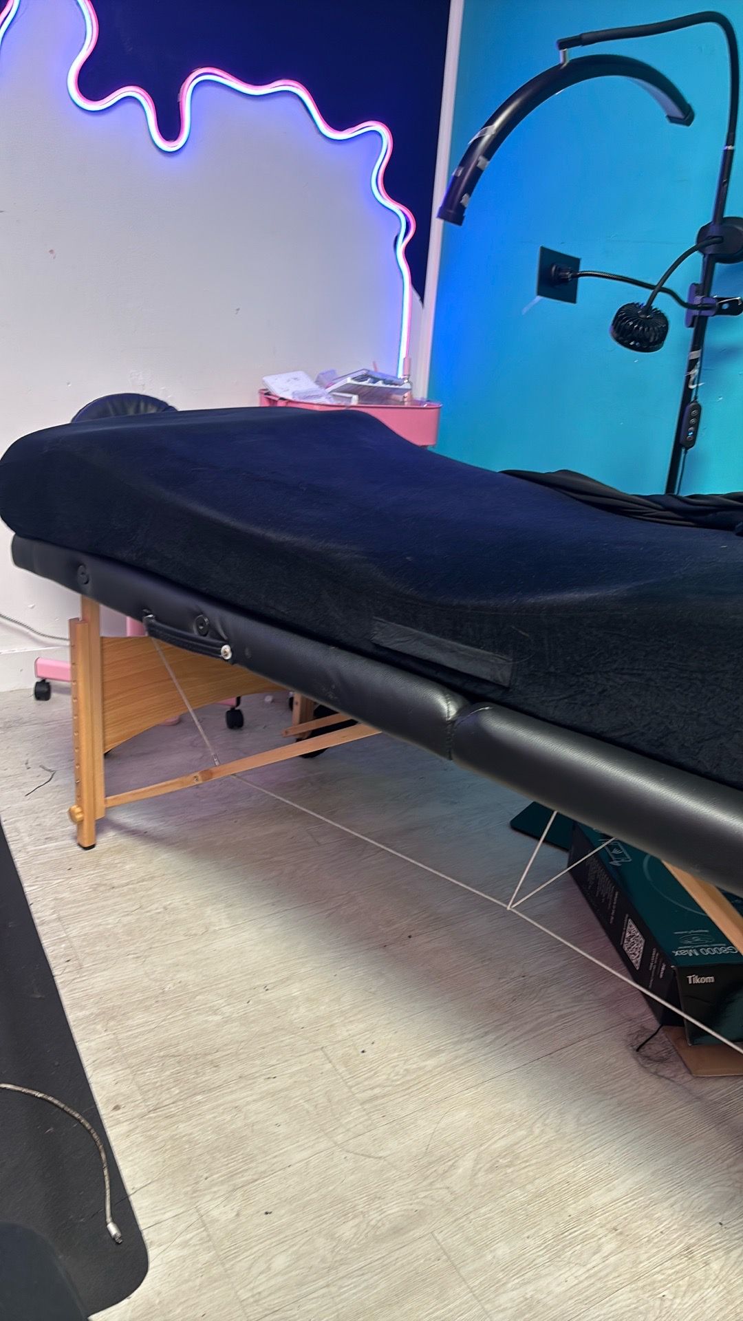 Lash bed
