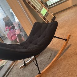Black Rocking Chair 