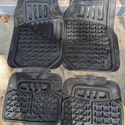 Complete Set Of Four For Truck/Suv Heavy Duty Mats