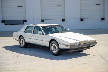 1982 ASTON MARTIN LAGONDA