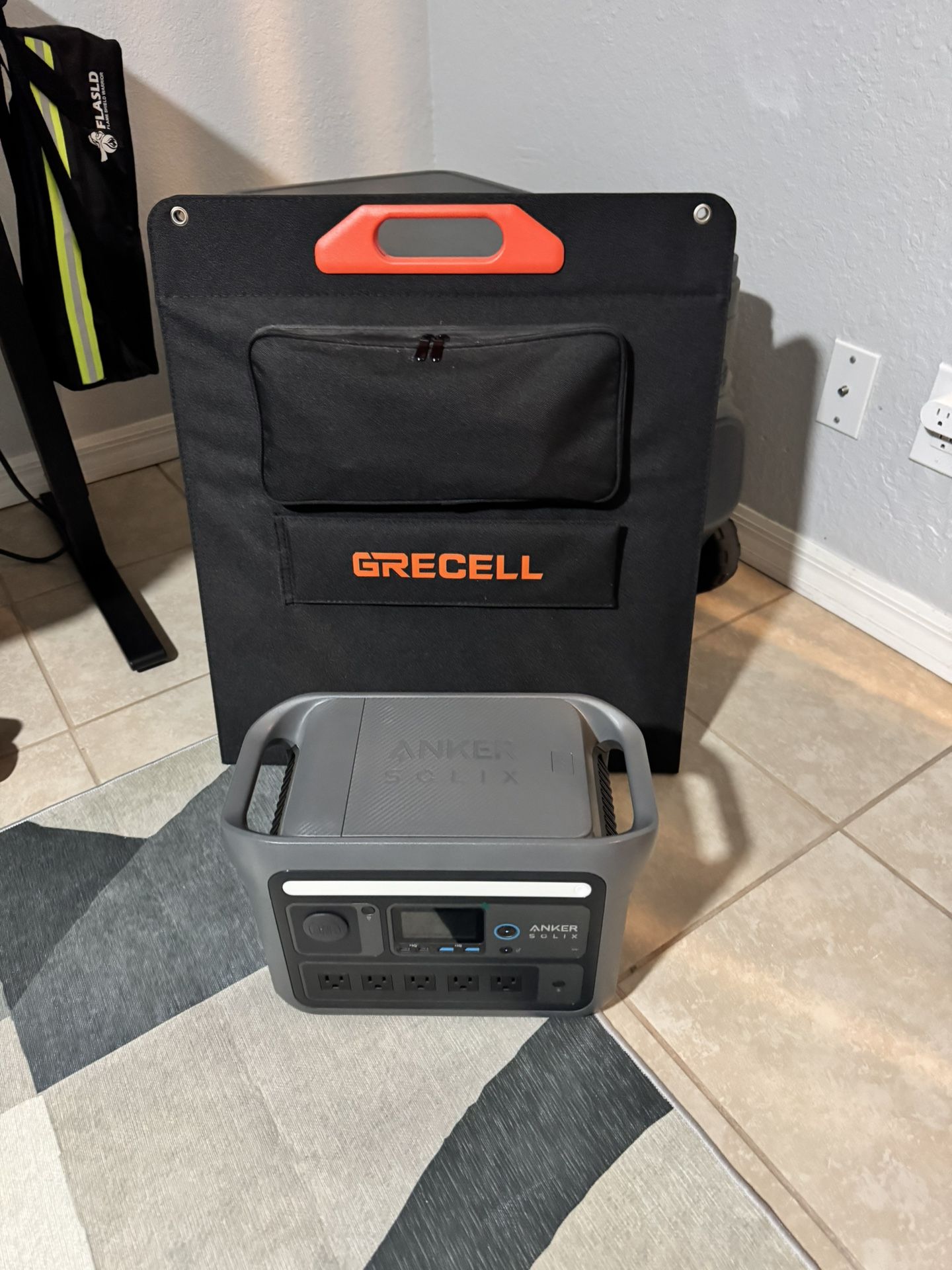 Anker SOLIX C800 Portable Power Station, 1200W (Peak 1600W) Solar Generator, Full Charge in 58 Min, 768Wh LiFePO4 Battery for Outdoor 200W Solar Panel