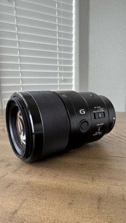 Sony 90mm f/2.8 Macro Lens