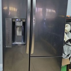 LG Refrigerator 