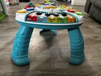 Baby Einstein Table