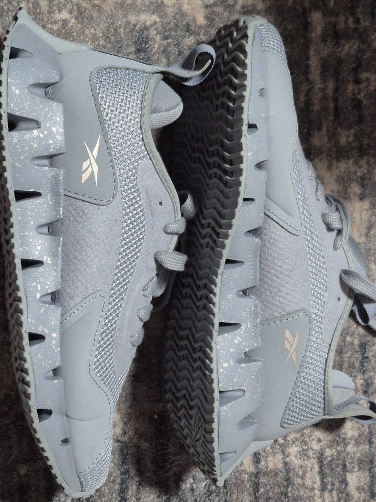 Reebok Zig Dynamica G Women's Sneakers Size 7