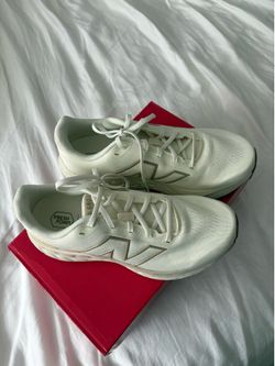 Brand new, Never worn New Balances