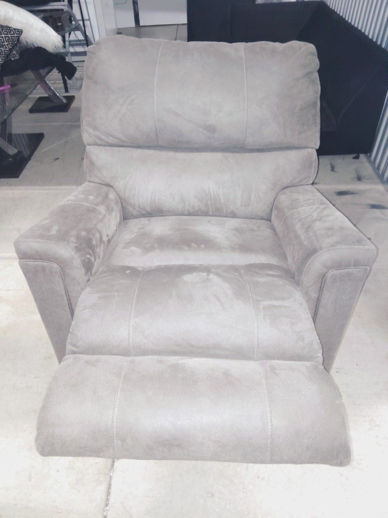 Grey 🩶 Recliner 99$