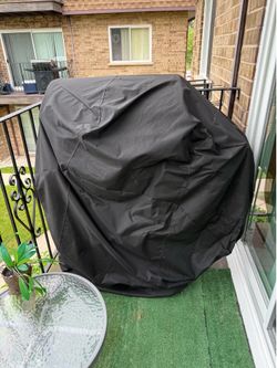 5 burner grill, propane tank included