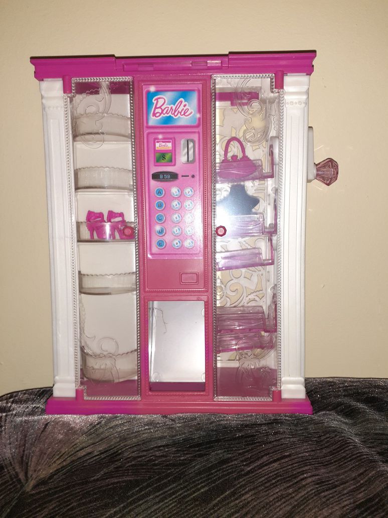 Barbie Accessory Machine