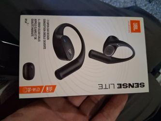 Wireless ear buds new in box