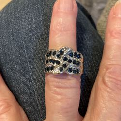 Blue Stones/nice Dinner Ring
