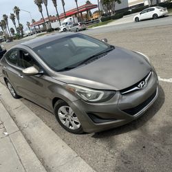 Hyundai Elantra
