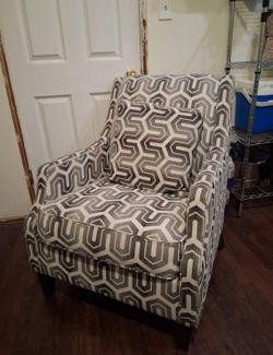 Single Couch/ Sofa