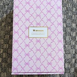 Stanley 1913 x LoveShackFancy 40oz