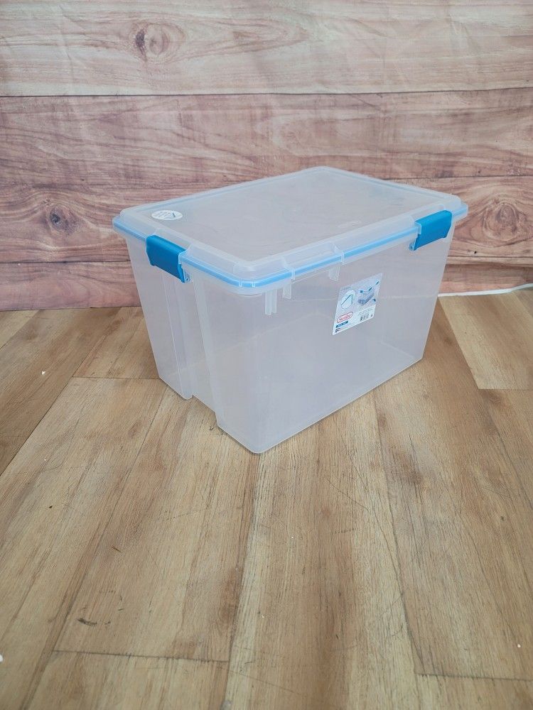 Sterilite 80 Quart Gasket Box Storage Bin w/ Lid & Latches, Clear/Aqua Blue for Adult