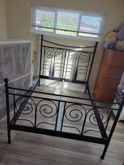 Full Size Bedframe