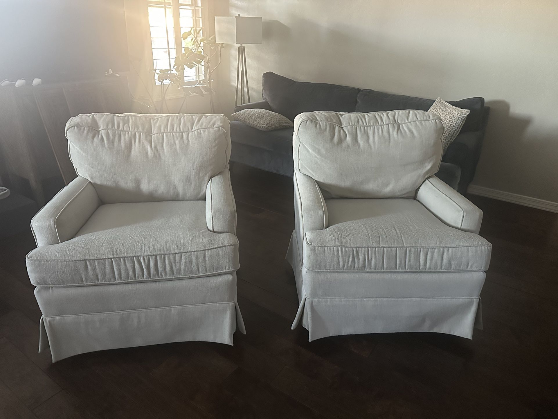 Accent Chairs