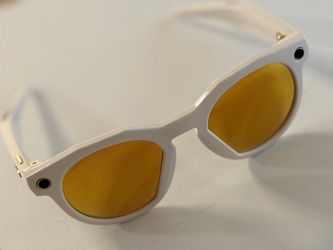Oakley meta glasses firm on price