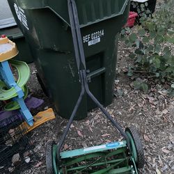 Scott’s Reel Lawn Mower