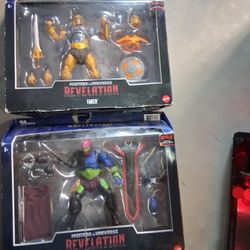 This action figure depicts Faker, a robotic duplicate of He-Man created by Skeletor, as seen in the Netflix animated series Masters of the Universe: R