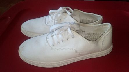 White Canvas Low-Top Sneakers