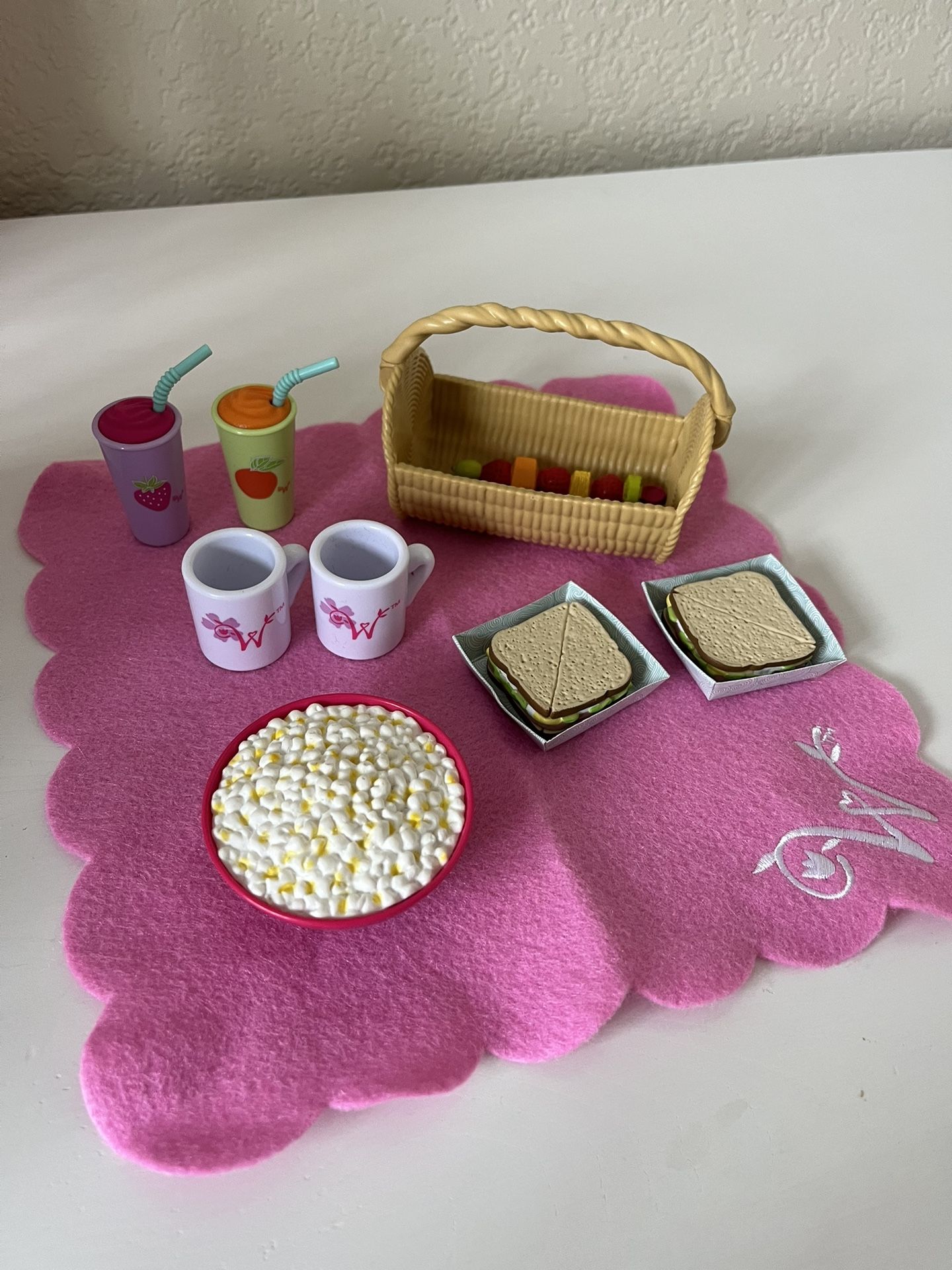 Wellie Wisher Picnic Set