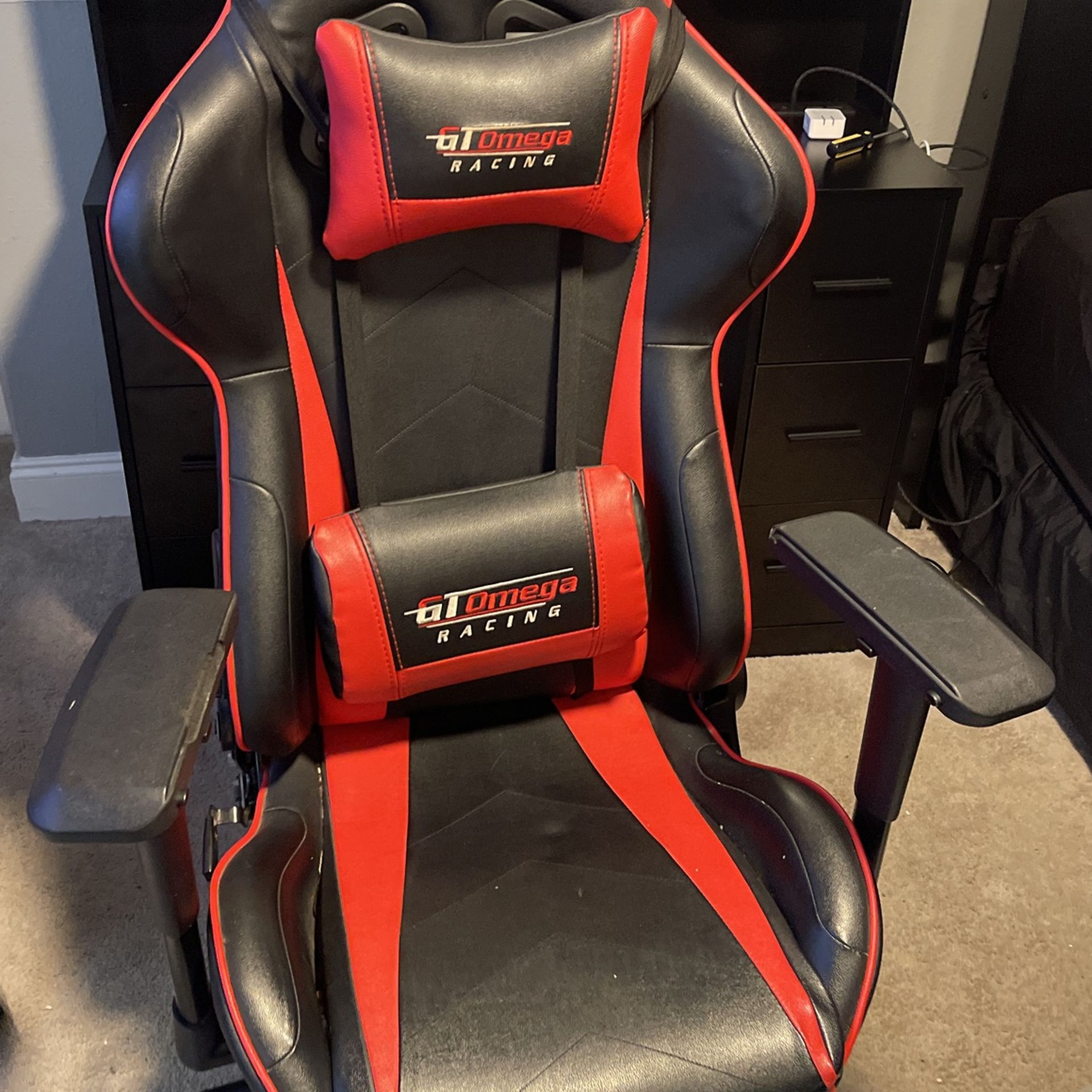 Get Omega Racing Chair