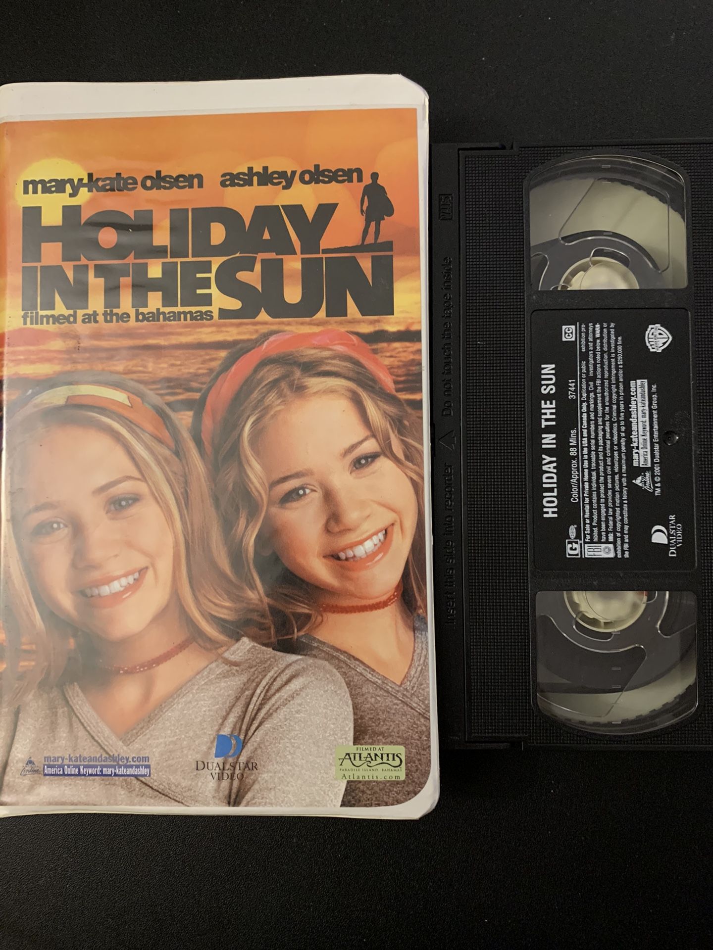 HOLIDAY In The SUN (VHS) Mary-Kate & Ashley Olsen!