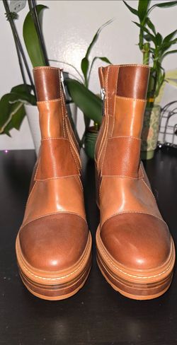 Brown boots