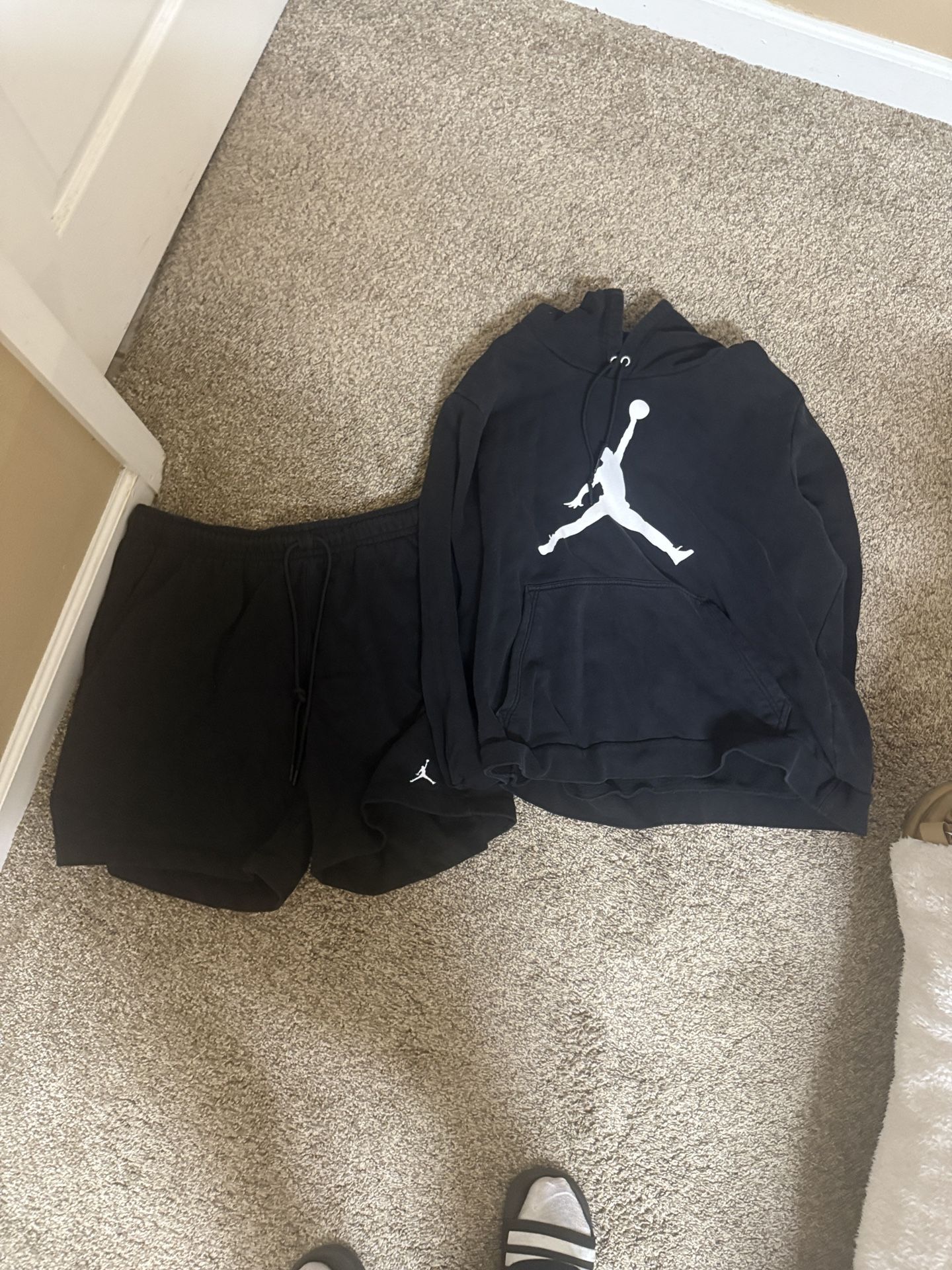 Jordan 2 Piece Set