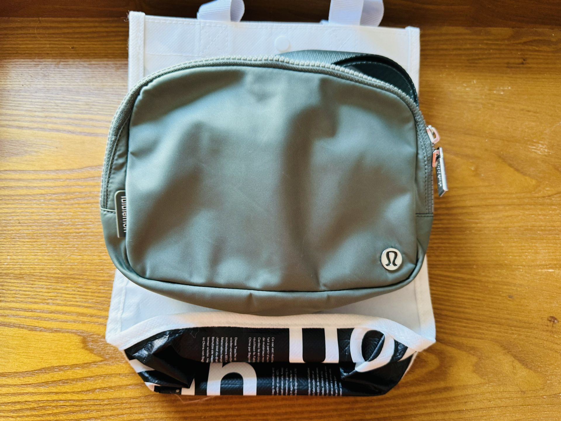Lululemon Belt Bag 2L Olive Green