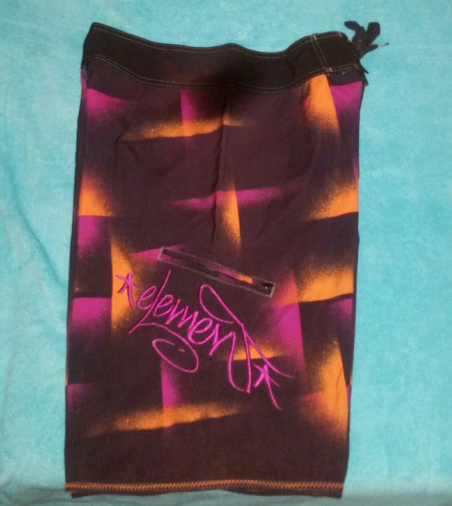 Men's Element Board Shorts - Size 31